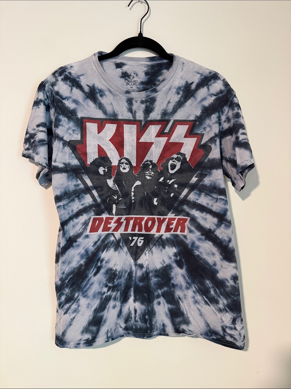 Kiss Tee